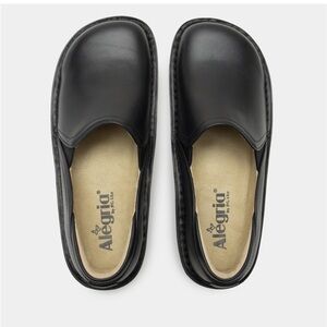 Alegria Debra Black Leather-Rocker Bottom Nappa Shoes